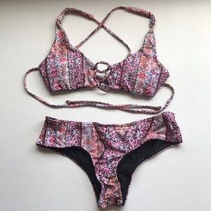 NWOT O'Neill Free Spirit Bikini